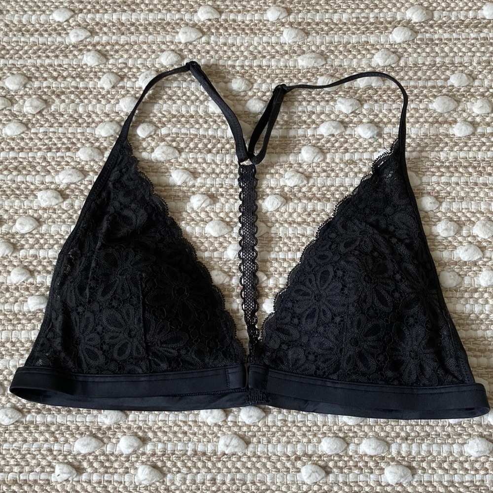 Victoria’s Secret Floral Lace Bralette Bra Med Black